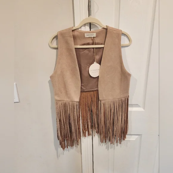 Saints & Hearts Fringe Suede Vest, size medium, NWT - Picture 3 of 9